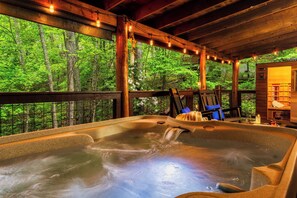 室外 SPA 浴池