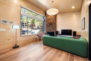 Älytelevisio, takka, stereot