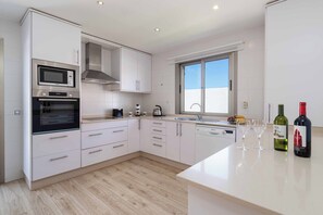 Fridge, microwave, oven, dishwasher