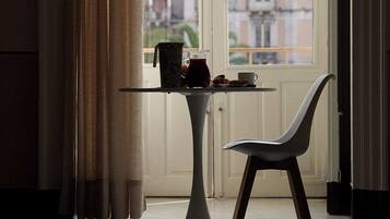 Colazione completa inclusa, servita tutte le mattine