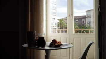 Petit déjeuner complet compris tous les jours