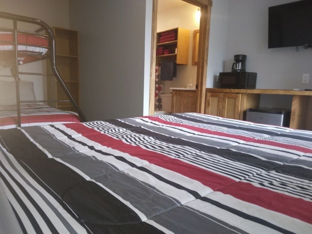 1 多间卧室、WiFi、床单