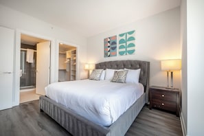 Room - Atlantic Station West (Stamford)