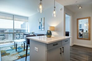 Deluxe Apartment, Kitchen | Living area | Smart TV - Atlantic Station West (Stamford)