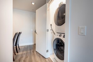 Apartamento luxo, cozinha | Lavanderia