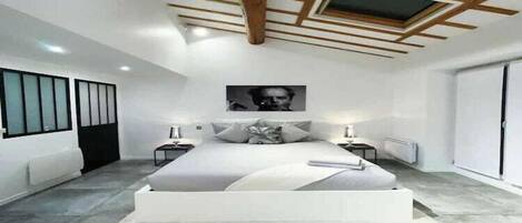 Iron/ironing board, internet