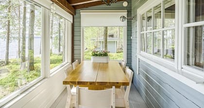 Lake cottage and Finnish sauna for nature lovers