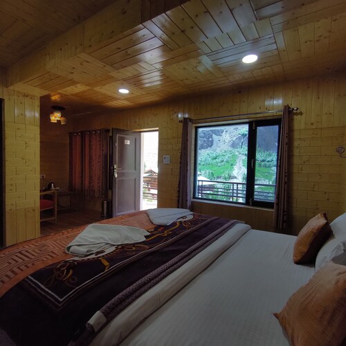 The VILLAGE RESORT ASHUNA