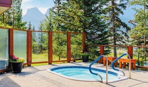 Baignoire à remous extérieure