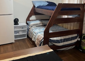 1 chambre, Wi-Fi gratuit, draps fournis