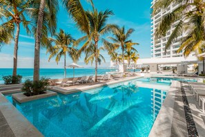 A heated pool - Luxury Condo 1BD beachfront, 8 pools at Harbor 171 1BD Condo for rent in North H (Puerto Vallarta)