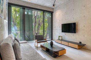 Premium Apartment, 1 Bedroom | Television - Boga Mexico City by Lumina (Mexico City)