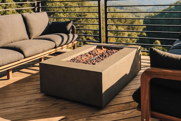 Premier Single Room, Mountain View | Free WiFi, bed sheets