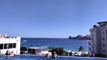 2 outdoor pools, pool cabanas (surcharge), pool umbrellas