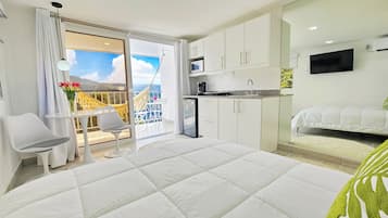 Superior Studio, Non Smoking, Valley View | 1 bedroom, laptop workspace, blackout drapes, iron/ironing board