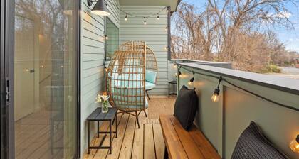 Back 2 The Future! - 4 Min. from Downtown Knox