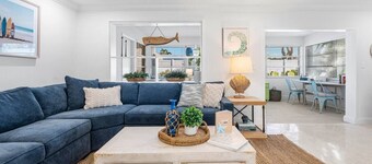 Welcome to Manatee Inn, a charming and cozy getaway located in Jupiter,Fl