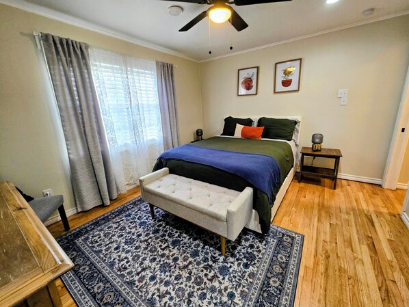 2 bedrooms, iron/ironing board, free WiFi, bed sheets