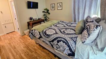 2 chambres, fer et planche à repasser, Wi-Fi gratuit, draps fournis