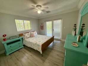 4 camere, ferro/asse da stiro, Wi-Fi gratuito, lenzuola