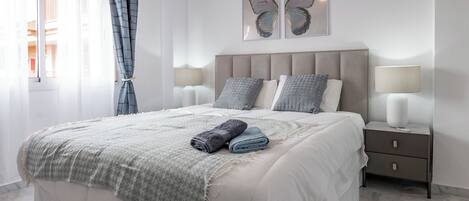 2 bedrooms, iron/ironing board, WiFi, bed sheets