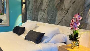 Luxury Double Room, Lake View | Free WiFi