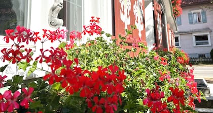 Ferienwohnung "Wolkenfrei" nahe Bodensee mit Pool und Sauna