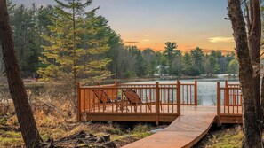 Interior - Waterfront Priv Dock, Hot Tub, Game Room Lakeview Sunset Heaven by Avantstay (Blakeslee)