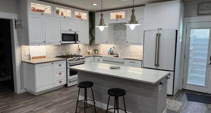 Cozy 2-bedroom house in serene Herriman with WiFi and AC