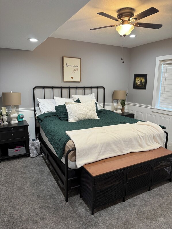 2 chambres, fer et planche à repasser, Wi-Fi, literie fournie