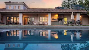 House (4 Bedrooms) | Bahagian dalam