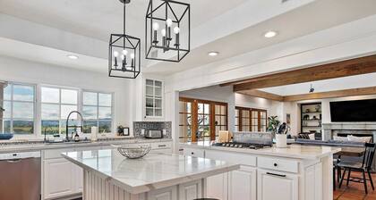 Wellsona by Avantstay Wine Trail Estate + Pool, Hot Tub Main Home + Guest Home