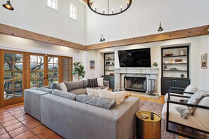 House (4 Bedrooms) | Interior