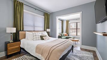 5 soverom, skrivebord, strykejern/-brett og wi-fi (inkludert)