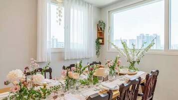 Banquet hall