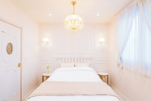 3 slaapkamers, een strijkplank/strijkijzer, reisbedje, gratis wifi