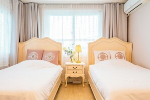4 dormitorios, tabla de planchar con plancha, wifi gratis y ropa de cama