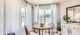 Bright & Charming Entire House in Peaceful Neighborhood