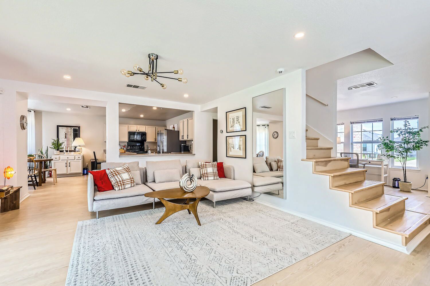 智能电视、壁炉