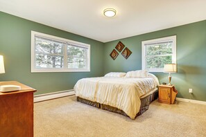 4 bedrooms, Internet, bed sheets