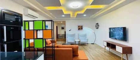 家庭公寓, 阳台, 城市景观 | 起居区