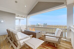 Property grounds - Gorgeous beach home with incredible ocean views, outdoor spaces & amenities (Port Aransas)