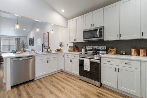 Park Place, Bastrop Beauty