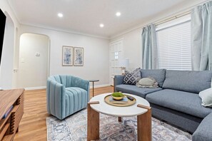 Smart TV, video games