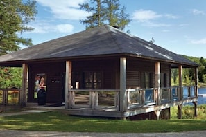 Esterni