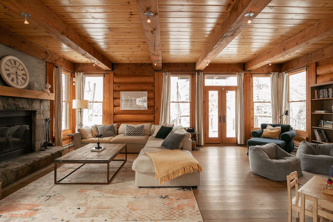 TV, peis og stereoanlegg