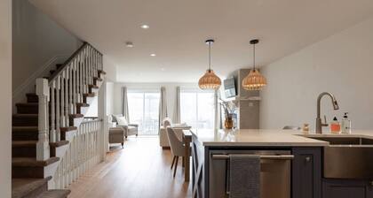 Farmhouse-Style Townhouse | 3 Floors • Fireplace