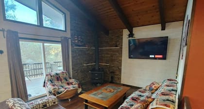 Mountain Cabin near Yosemite Free Parking WiFI