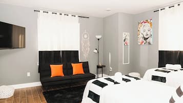 2 bedrooms, iron/ironing board, WiFi, bed sheets