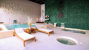 Salle de soins pour les couples, sauna, spa, bain de vapeur